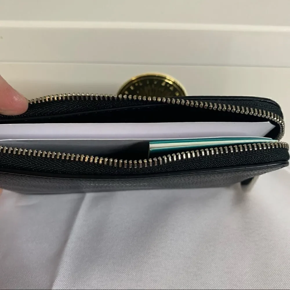 Tiffany & Co. Leather zip around pouch - Black New